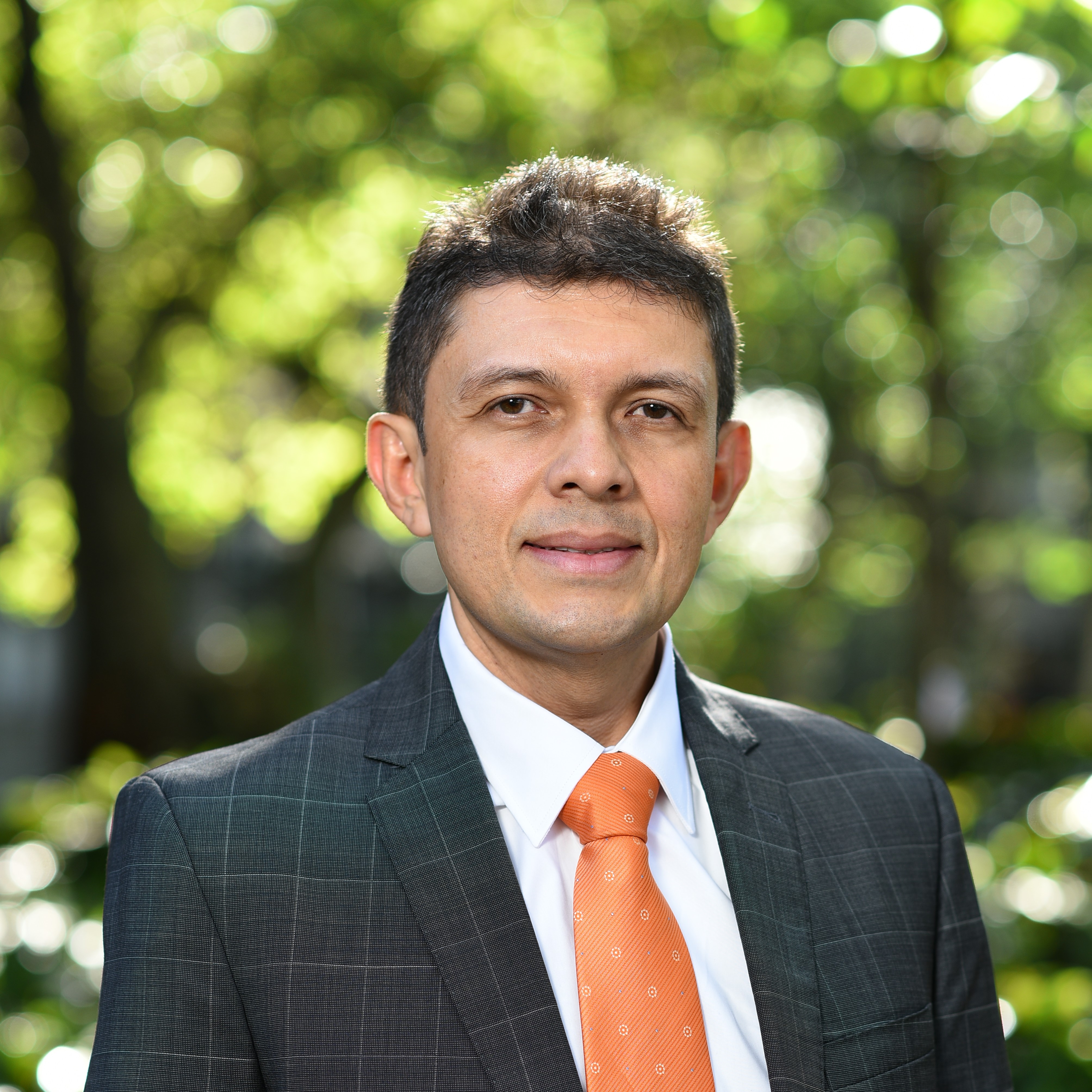 Dr. Edison Morales Cárdenas